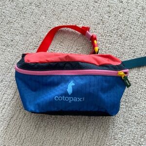 Excellent condition! Cotopaxi 3L fanny pack/cross-body bag. Multicolor.